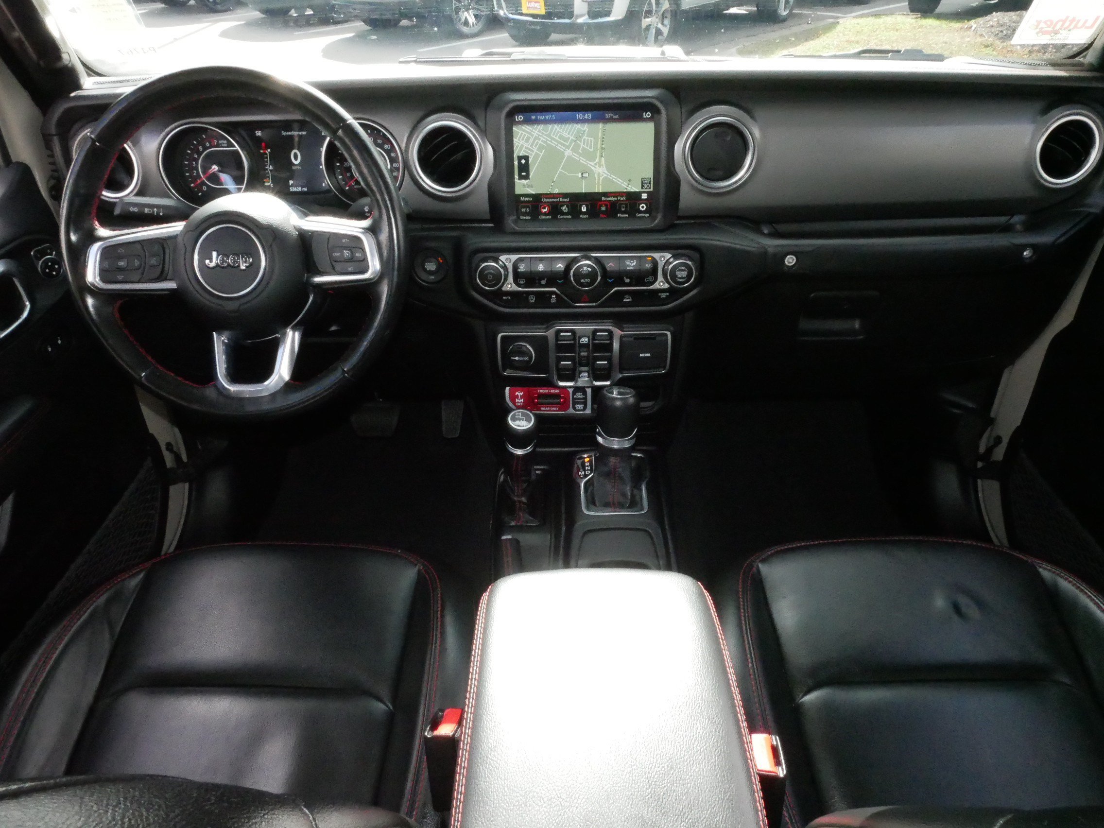 Used 2022 Jeep Gladiator Rubicon w/ Cold Weather Group AWD/4WD image 10
