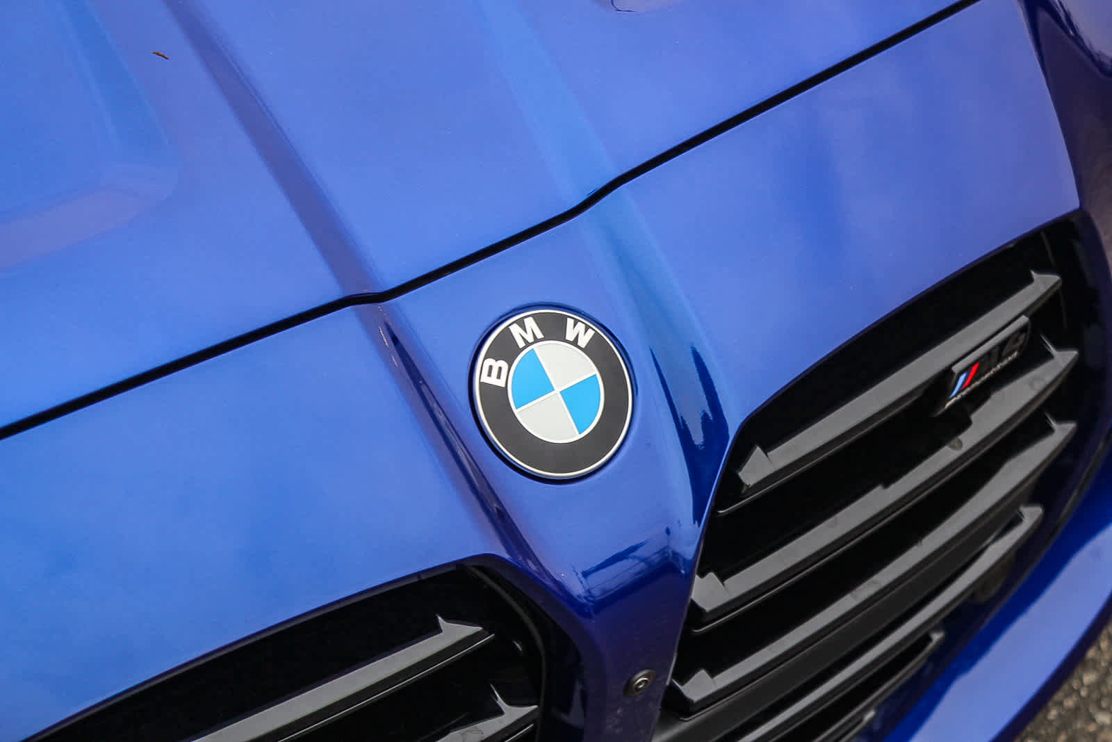 New 2026 BMW M4 xDrive Competition w/ Carbon Package AWD/4WD image 17
