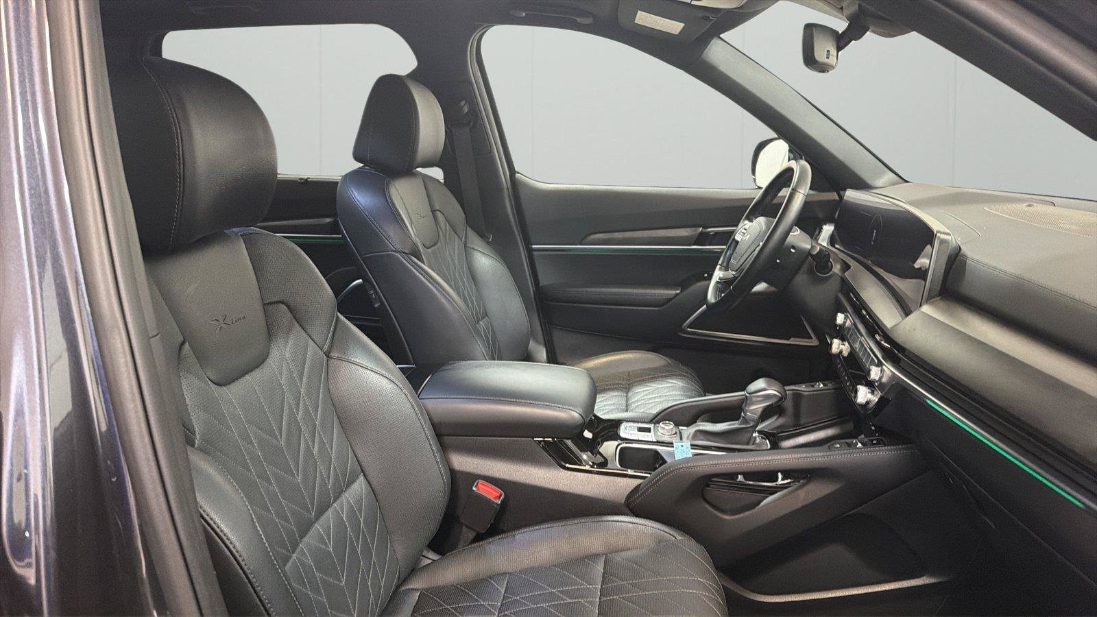 Used 2025 Kia Telluride SX X-Line AWD/4WD image 14