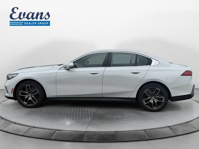 Used 2026 BMW 540i xDrive AWD/4WD image 2