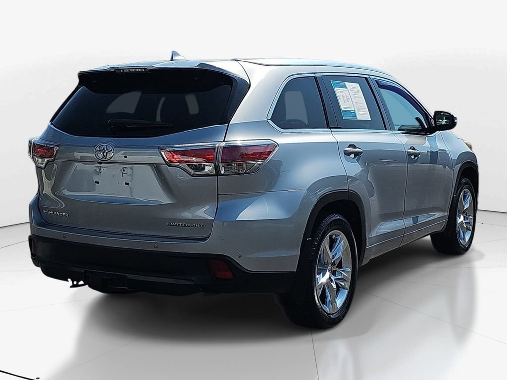 Used 2014 Toyota Highlander Limited Platinum AWD/4WD image 6