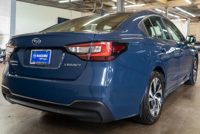 Used 2023 Subaru Legacy Premium AWD/4WD image 6