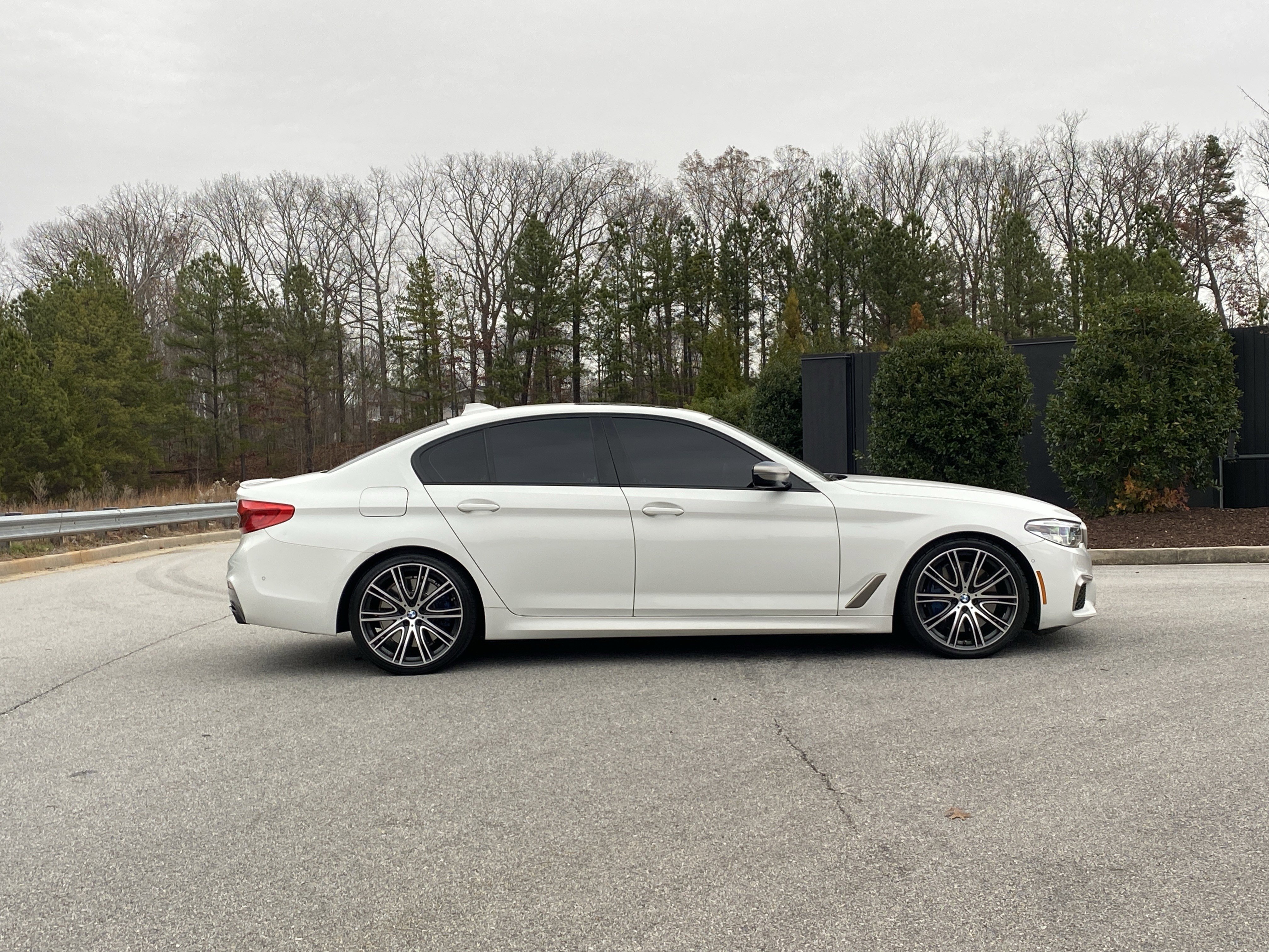 Used 2020 BMW M550i xDrive w/ Premium Package image 5