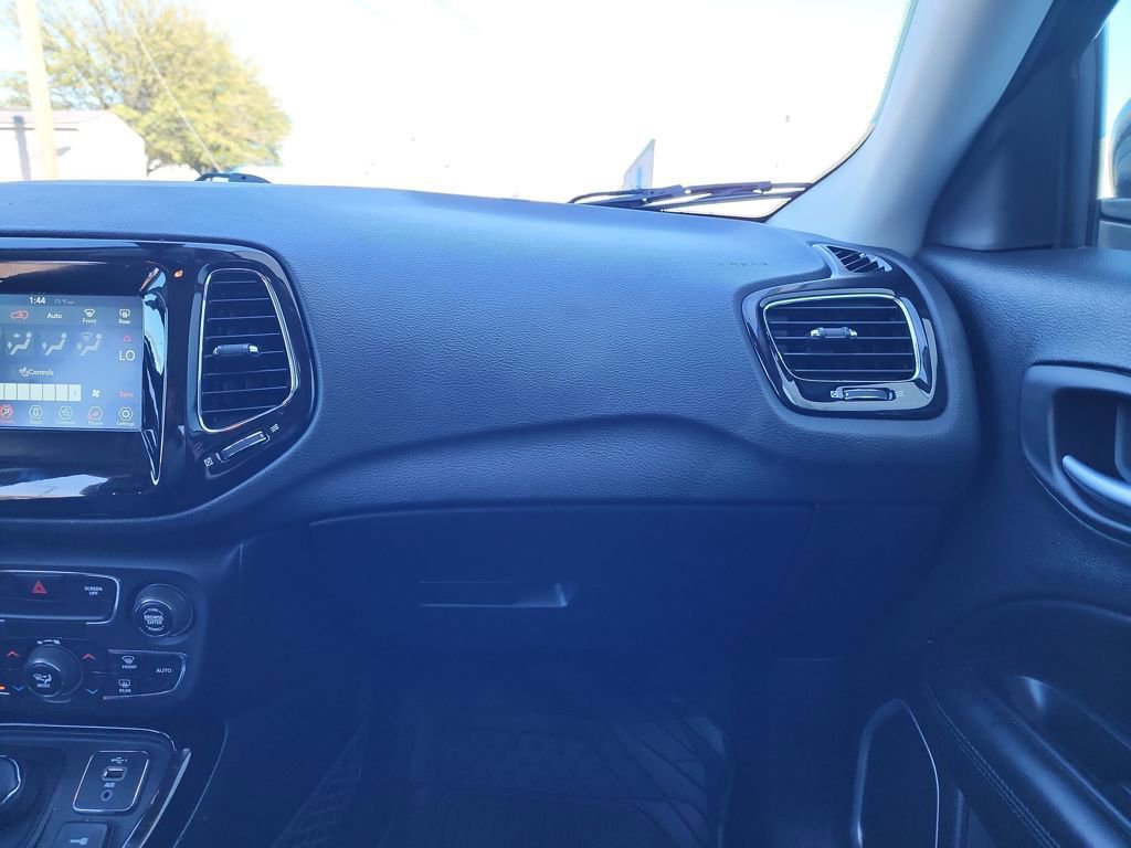 Used 2019 Jeep Compass Altitude image 20
