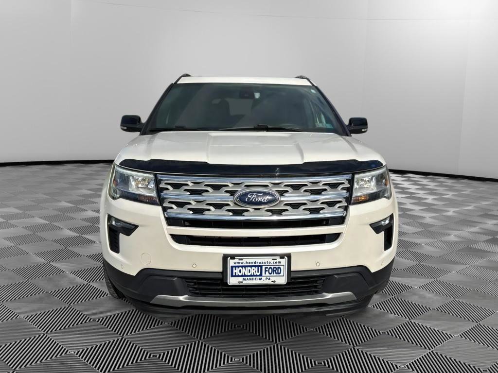 Used 2018 Ford Explorer XLT w/ Equipment Group 202A image 7