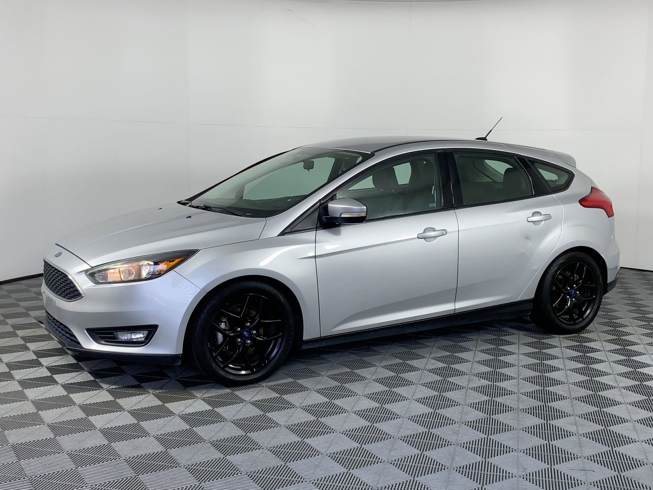 Used 2016 Ford Focus SE w/ Equipment Group 201A