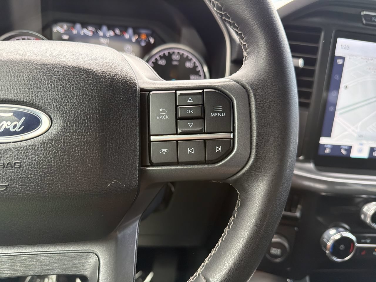Used 2023 Ford F150 XLT w/ Equipment Group 302A High RWD image 25