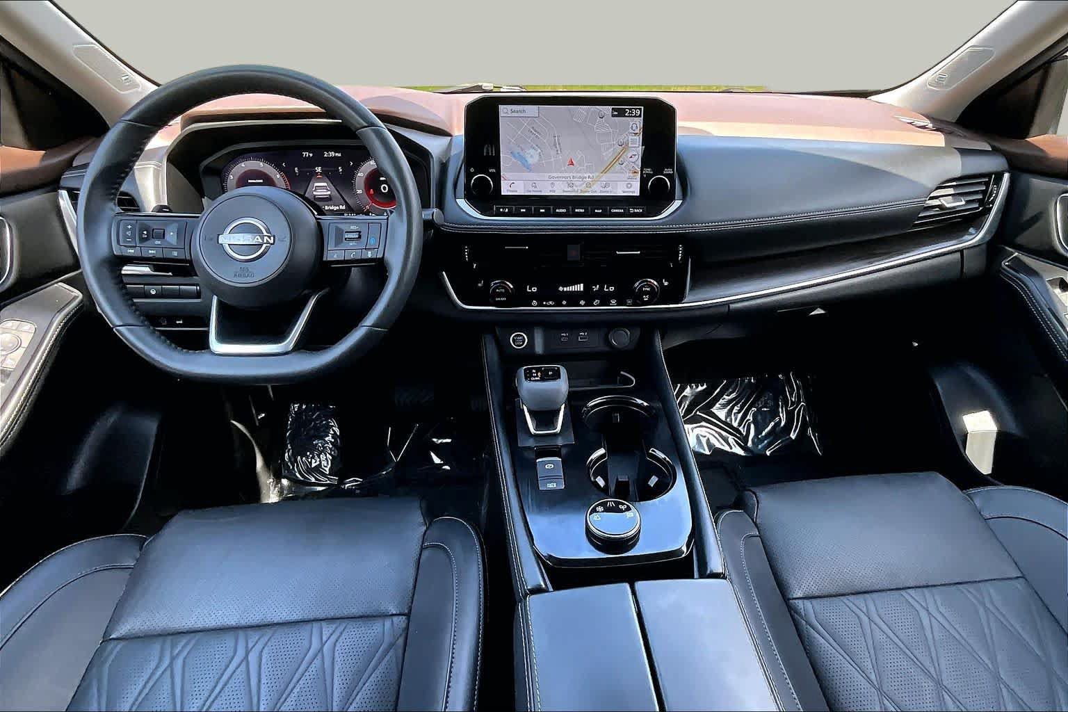 Used 2023 Nissan Rogue Platinum AWD/4WD image 16