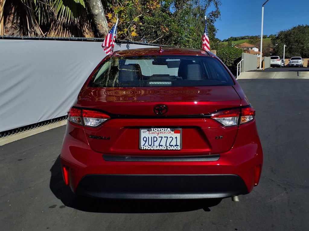 Certified 2025 Toyota Corolla LE w/ LE Premium Package image 7