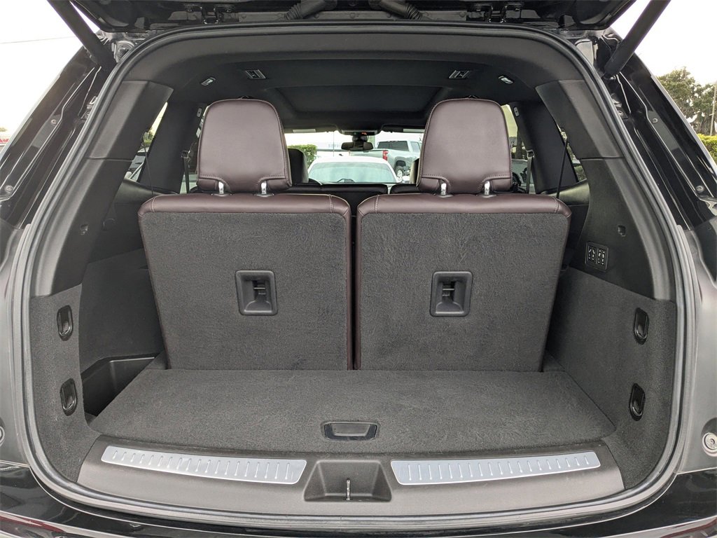 Used 2021 Cadillac XT6 Premium Luxury image 13