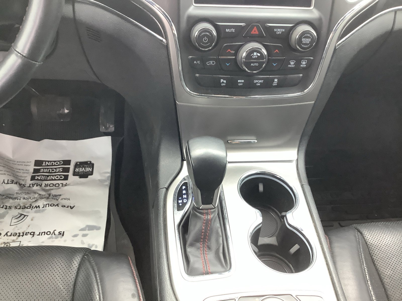 Used 2018 Jeep Grand Cherokee Trailhawk w/ Trailhawk Luxury Group image 11