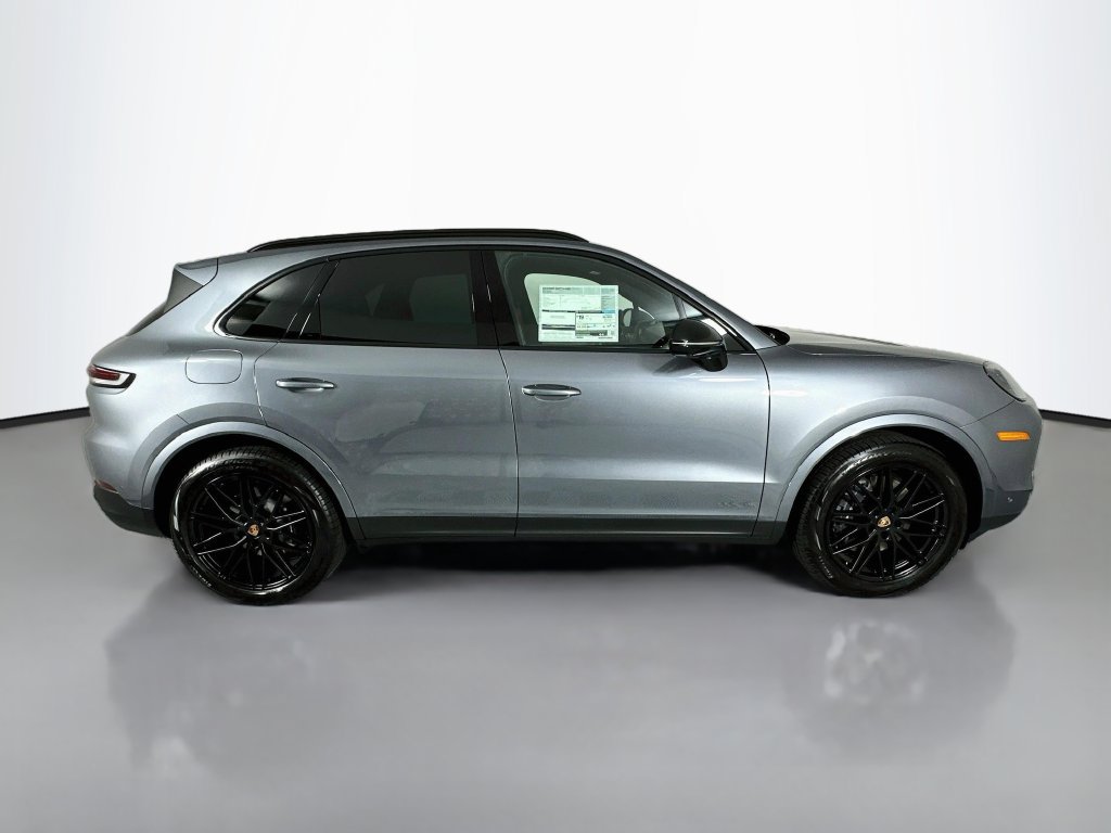 New 2026 Porsche Cayenne AWD/4WD image 8
