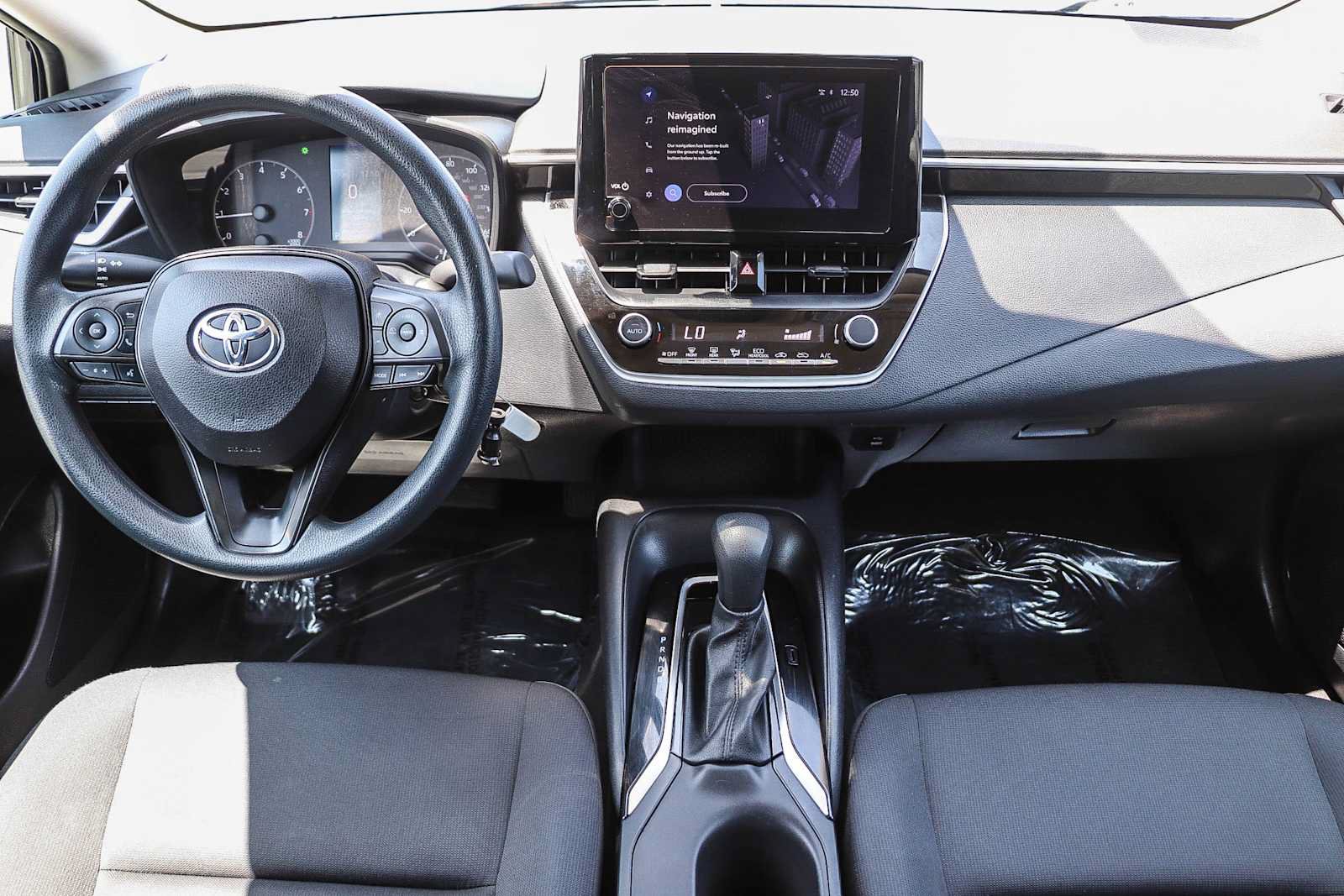 Used 2023 Toyota Corolla LE FWD image 13