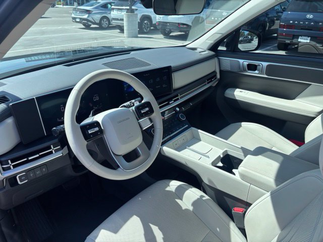 Used 2024 Hyundai Santa Fe SEL AWD/4WD image 16