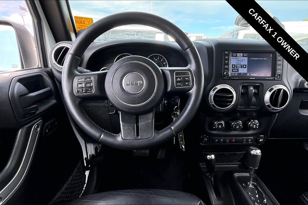 Used 2014 Jeep Wrangler Rubicon w/ Power Convenience Group AWD/4WD image 13