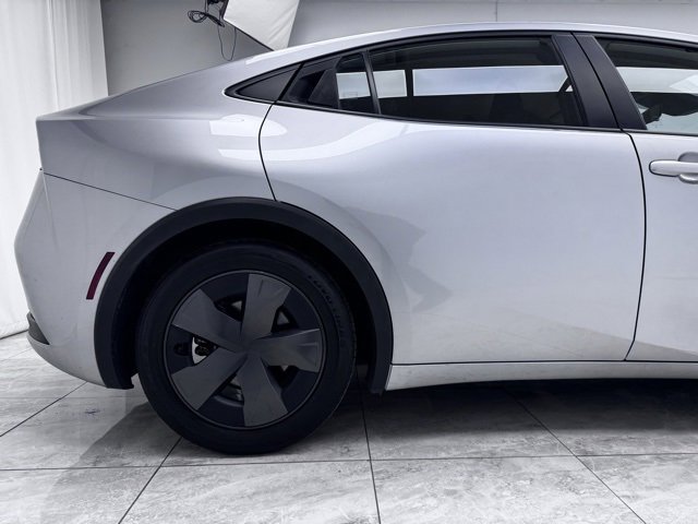 Used 2024 Toyota Prius LE image 10