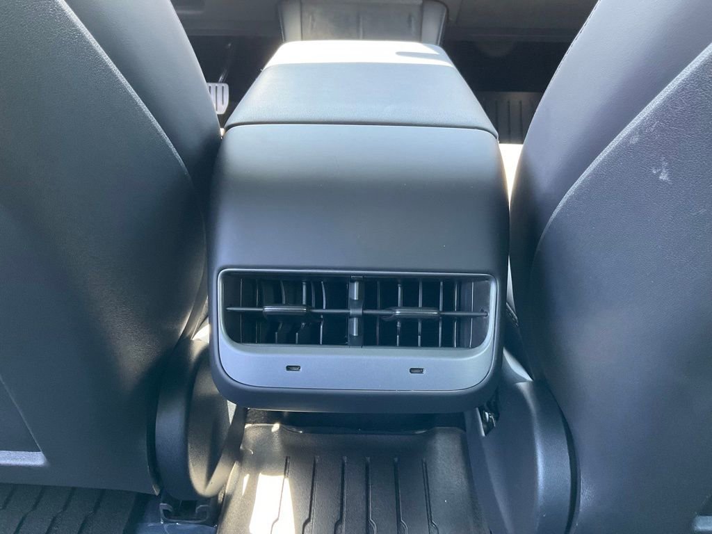 Used 2022 Tesla Model 3 Performance AWD/4WD image 34