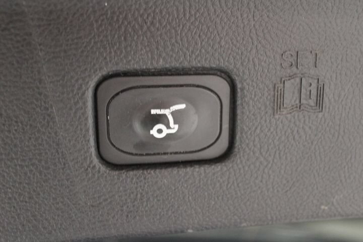 Used 2024 Ford Edge ST-Line AWD/4WD image 15