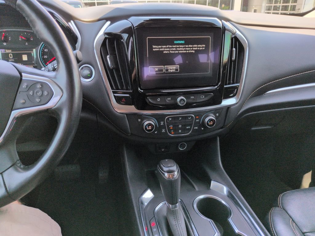 Used 2019 Chevrolet Traverse Premier w/ Driver Confidence II Package FWD image 17