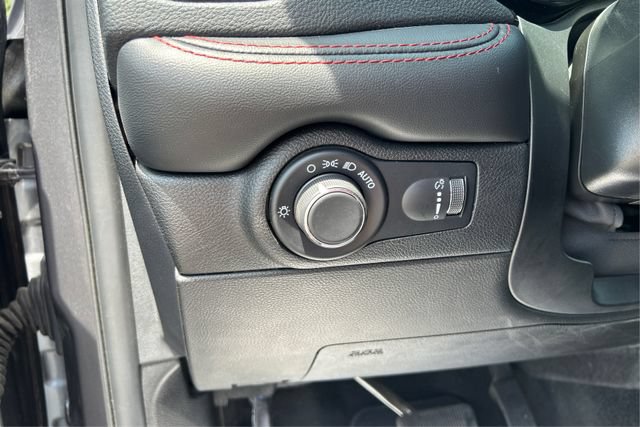 Used 2024 Dodge Durango GT AWD/4WD image 17
