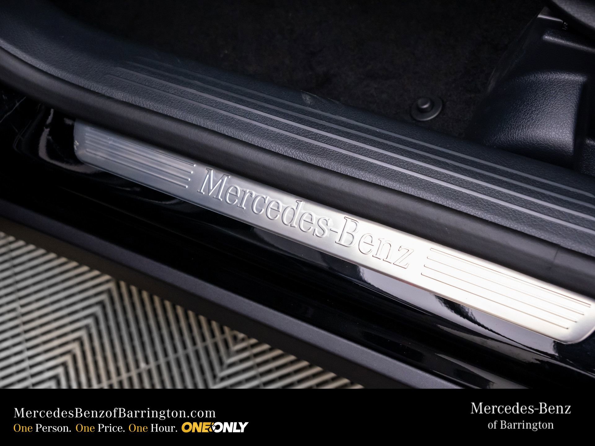 New 2026 Mercedes-Benz GLB 250 4MATIC image 17