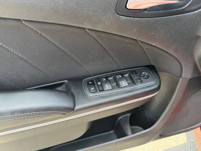 Used 2022 Dodge Charger Scat Pack w/ Dynamics Package RWD image 13