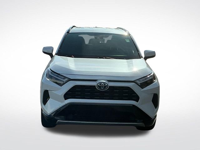 Used 2024 Toyota RAV4 SE image 10