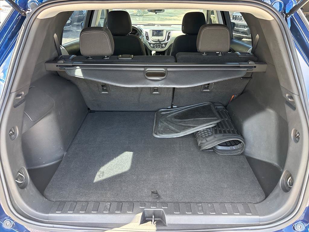 Used 2022 Chevrolet Equinox LS AWD/4WD image 24