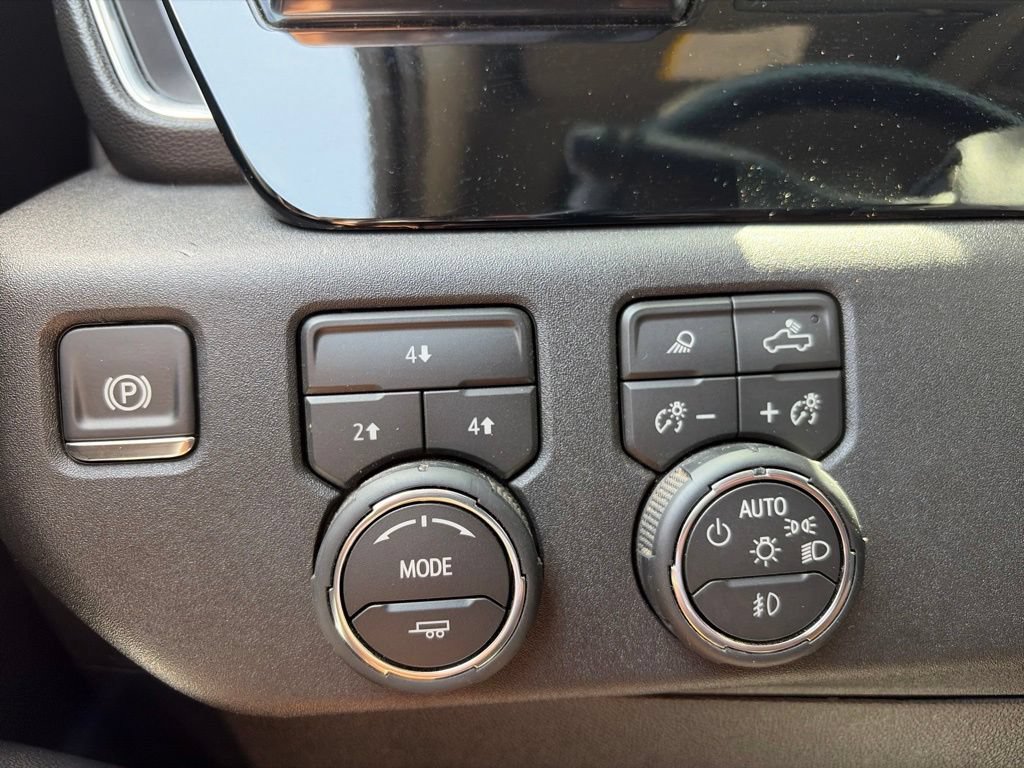 Used 2026 Chevrolet Silverado 2500 LT w/ Trail Boss Package AWD/4WD image 14