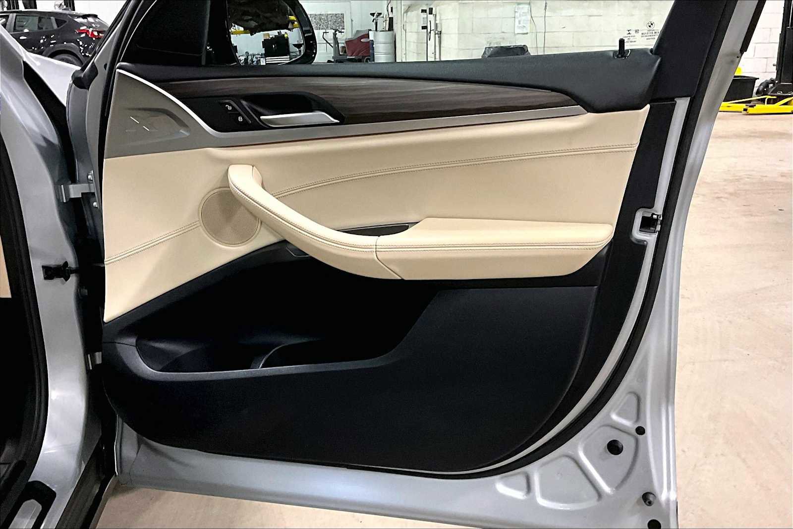 Used 2019 BMW X3 xDrive30i w/ Premium Package image 25