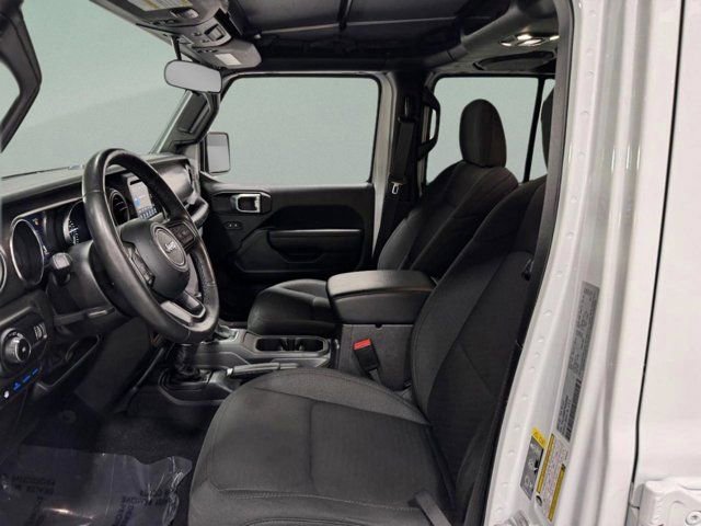 Used 2023 Jeep Wrangler Unlimited w/ Cold Weather Group AWD/4WD image 8