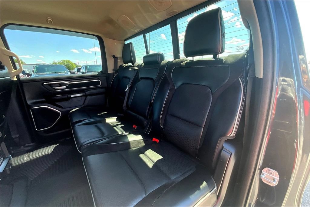 Used 2019 RAM 1500 Laramie AWD/4WD image 28