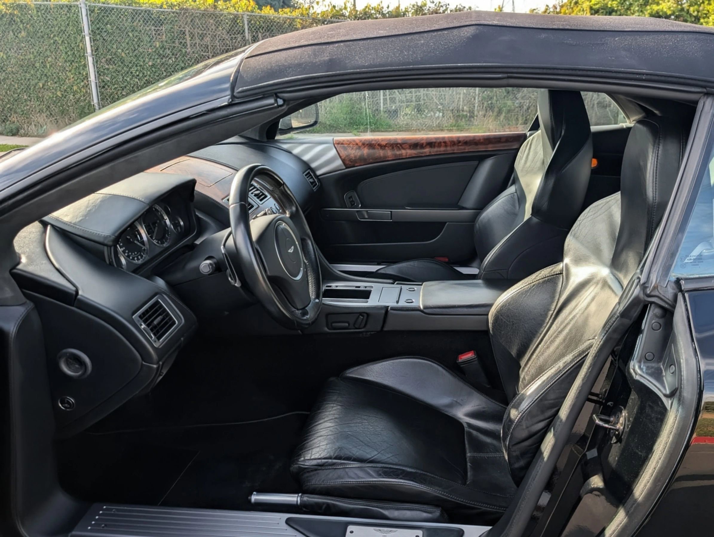 Used 2005 Aston Martin DB9 Volante image 29