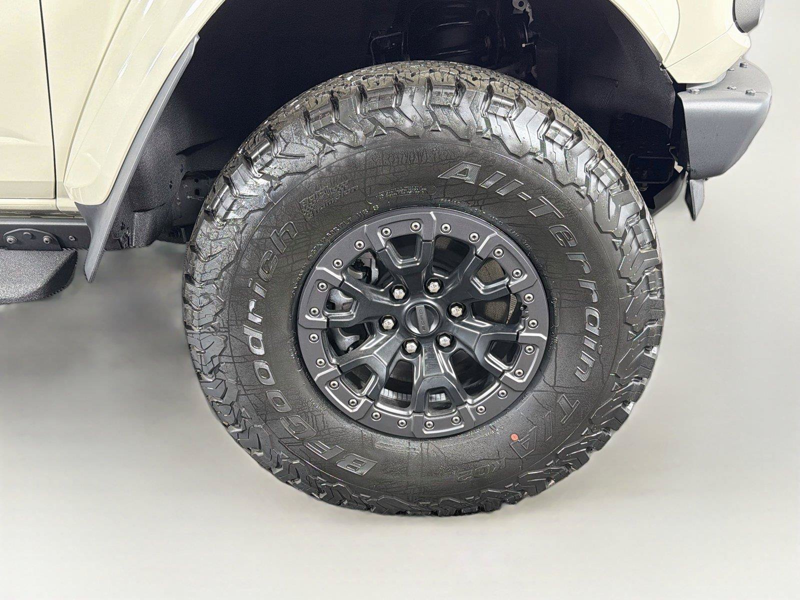 Used 2025 Ford Bronco Raptor AWD/4WD image 37