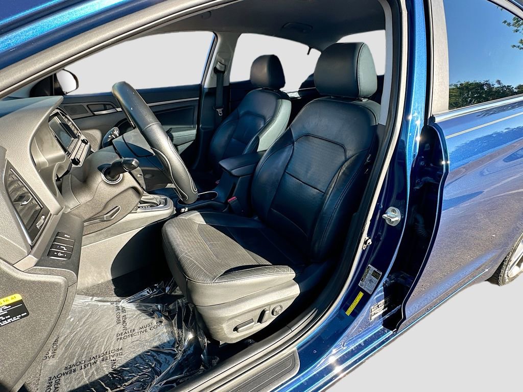 Used 2017 Hyundai Elantra Limited FWD image 20