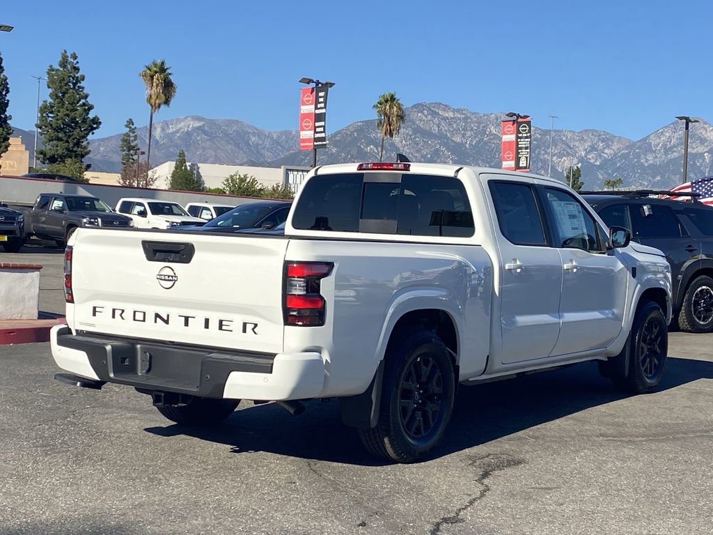 New 2026 Nissan Frontier SV w/ Tow Package image 2