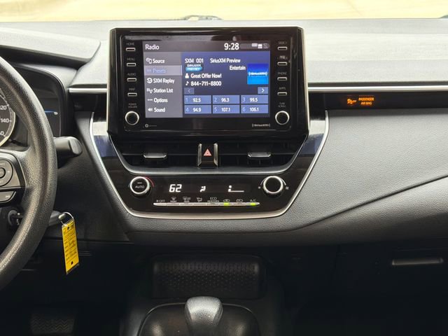Used 2021 Toyota Corolla LE FWD image 11