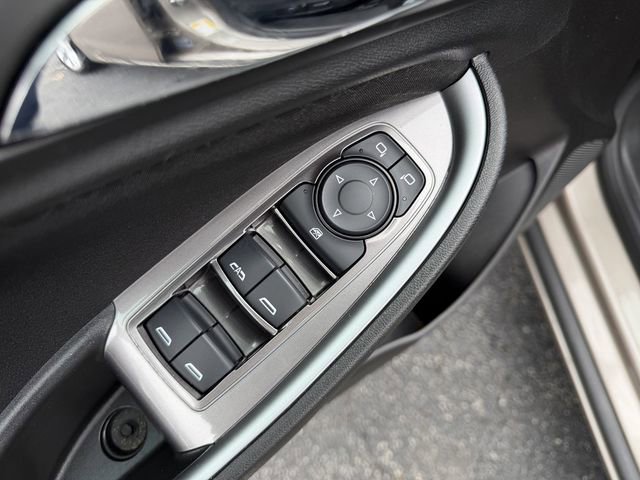 Used 2024 Chevrolet Malibu LT image 10