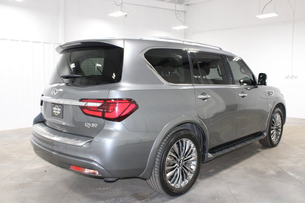 Used 2018 INFINITI QX80 4WD w/ Driver Assistance Package image 9
