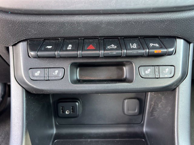 Used 2022 Chevrolet Colorado LT w/ Luxury Package AWD/4WD image 24