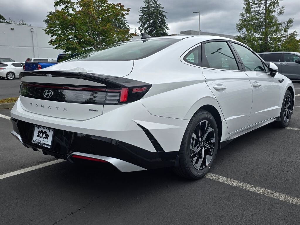 New 2025 Hyundai Sonata SEL image 4