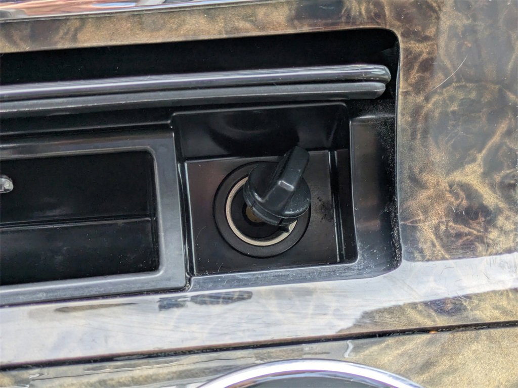 Used 2015 Lincoln Navigator L 4WD image 26