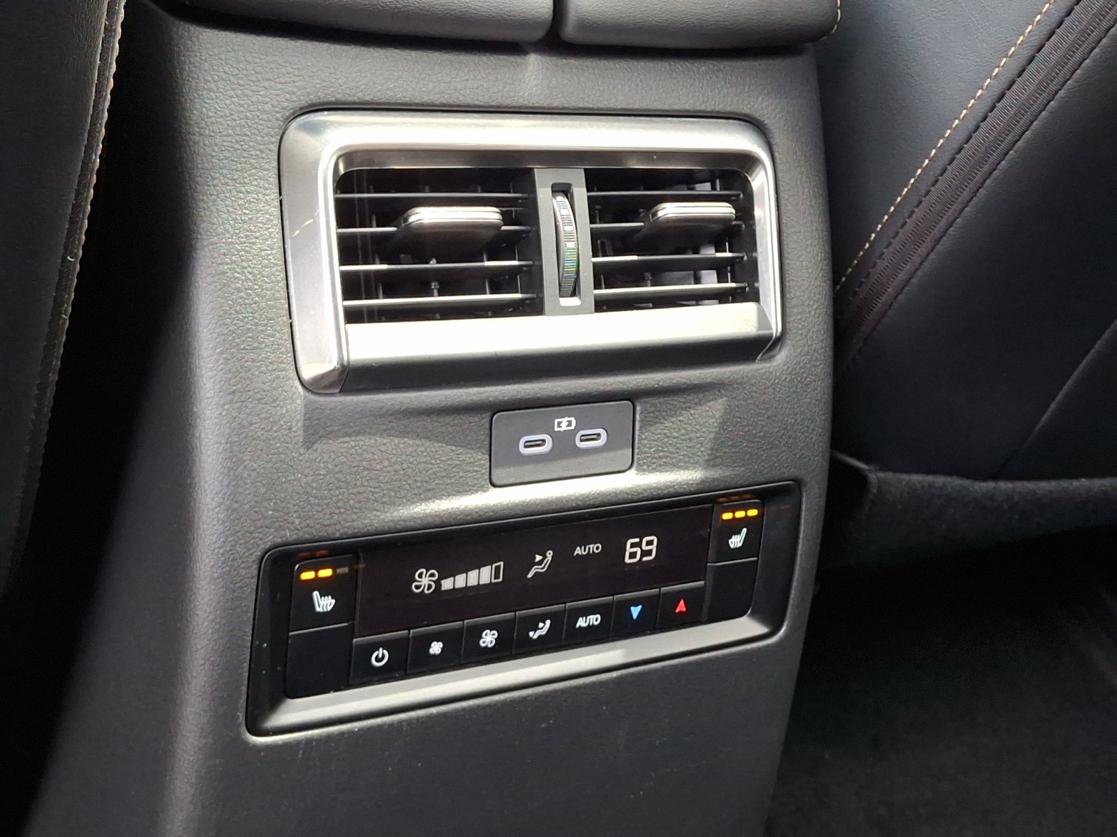 Certified 2025 MAZDA CX-90 Plug-In Hybrid w/ Premium Plus AWD/4WD image 13