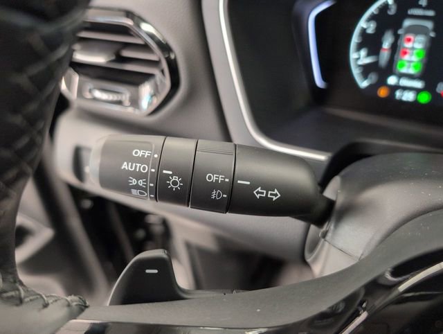 New 2025 Honda Pilot Touring image 15