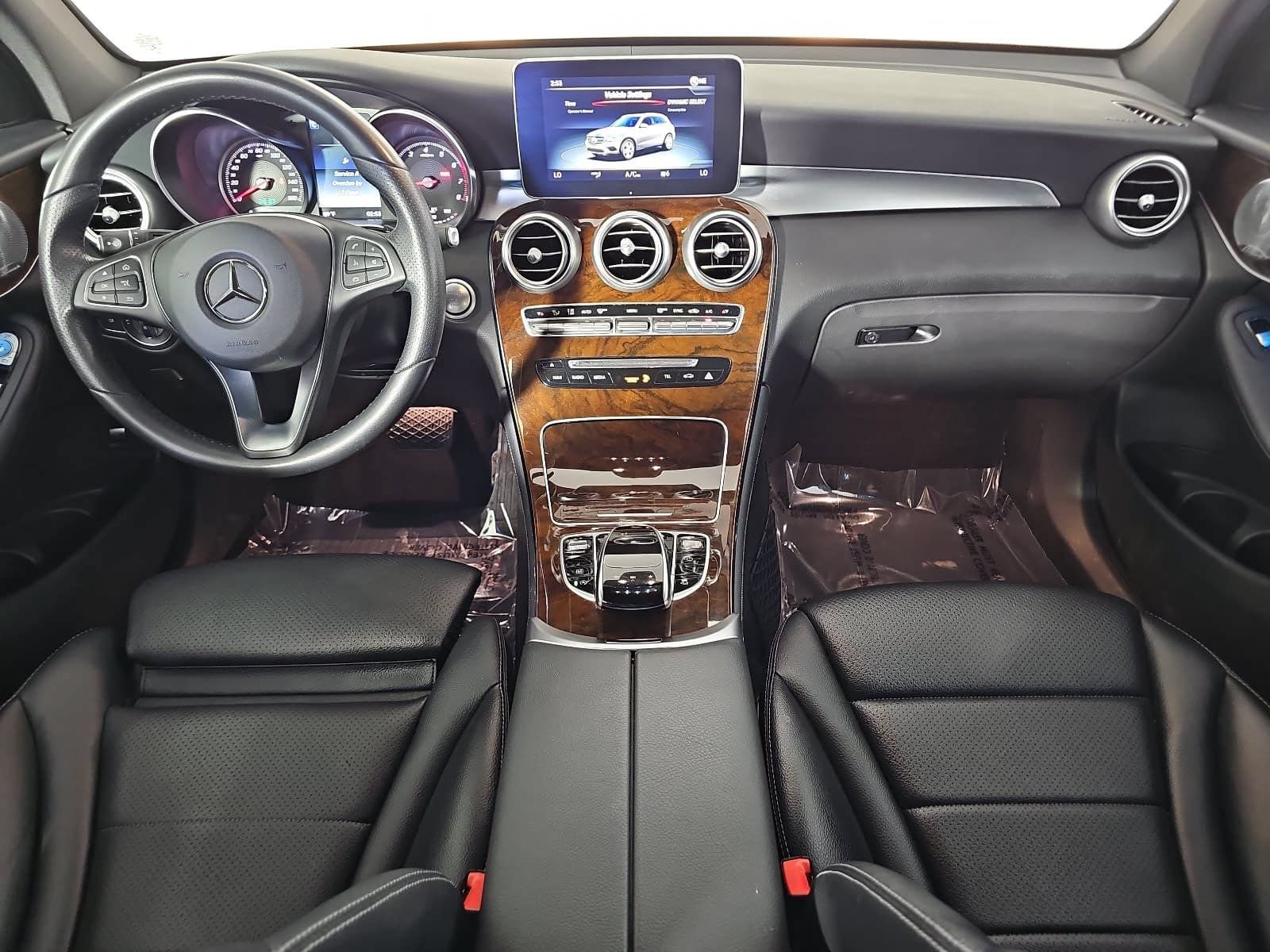 Used 2017 Mercedes-Benz GLC 300 4MATIC image 11