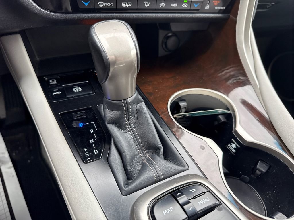 Used 2019 Lexus RX 450h AWD w/ Navigation Package image 29