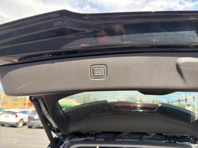 Certified 2023 Chevrolet Blazer LT w/ Midnight/Sport Edition image 17