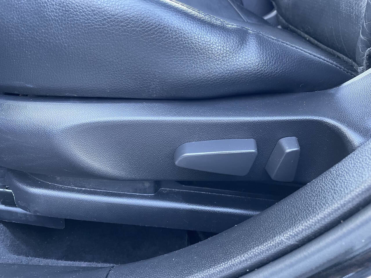 Used 2008 MAZDA MAZDA3 s Grand Touring image 16