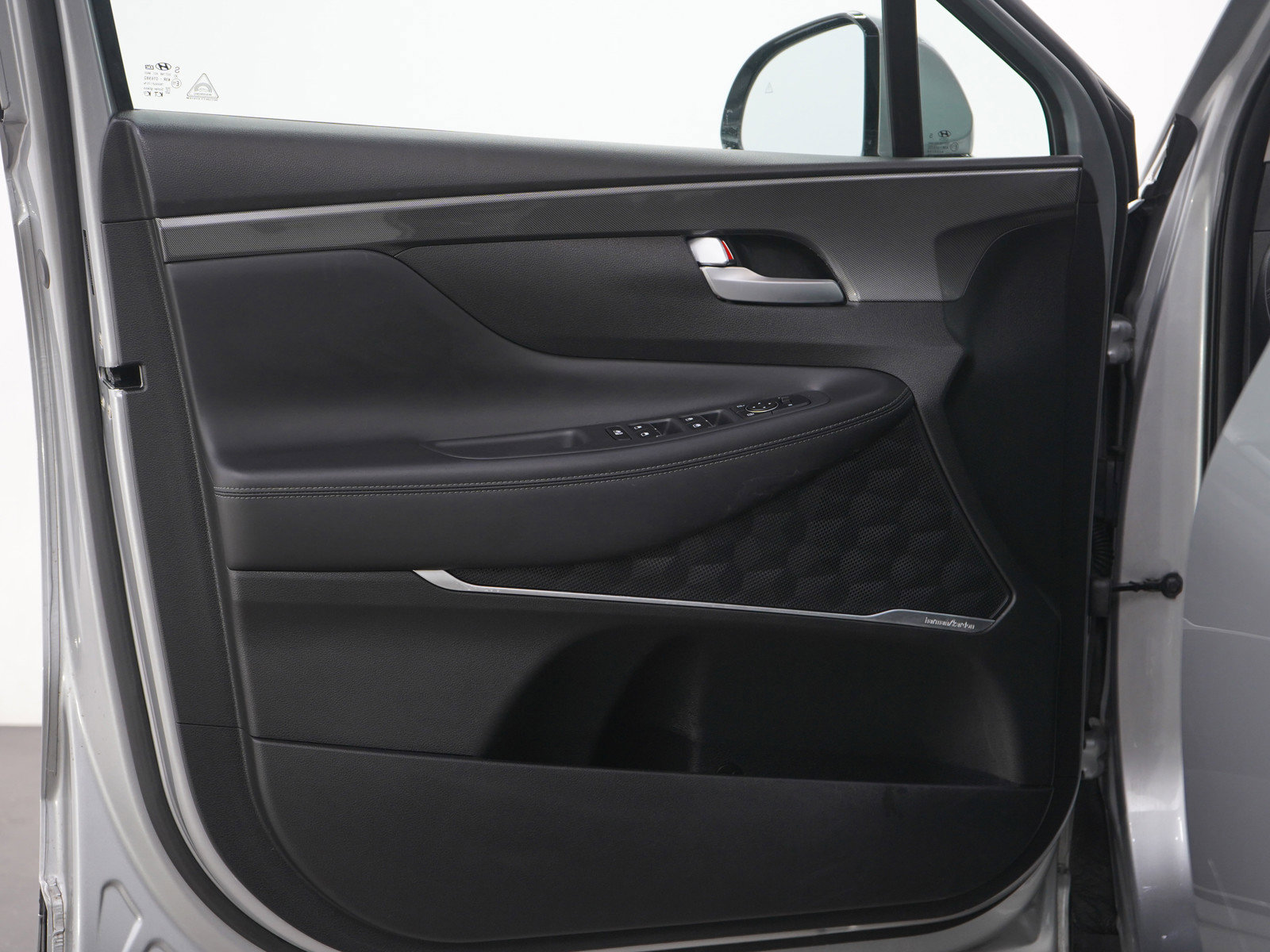 Used 2023 Hyundai Santa Fe SEL Premium w/ Cargo Package image 21