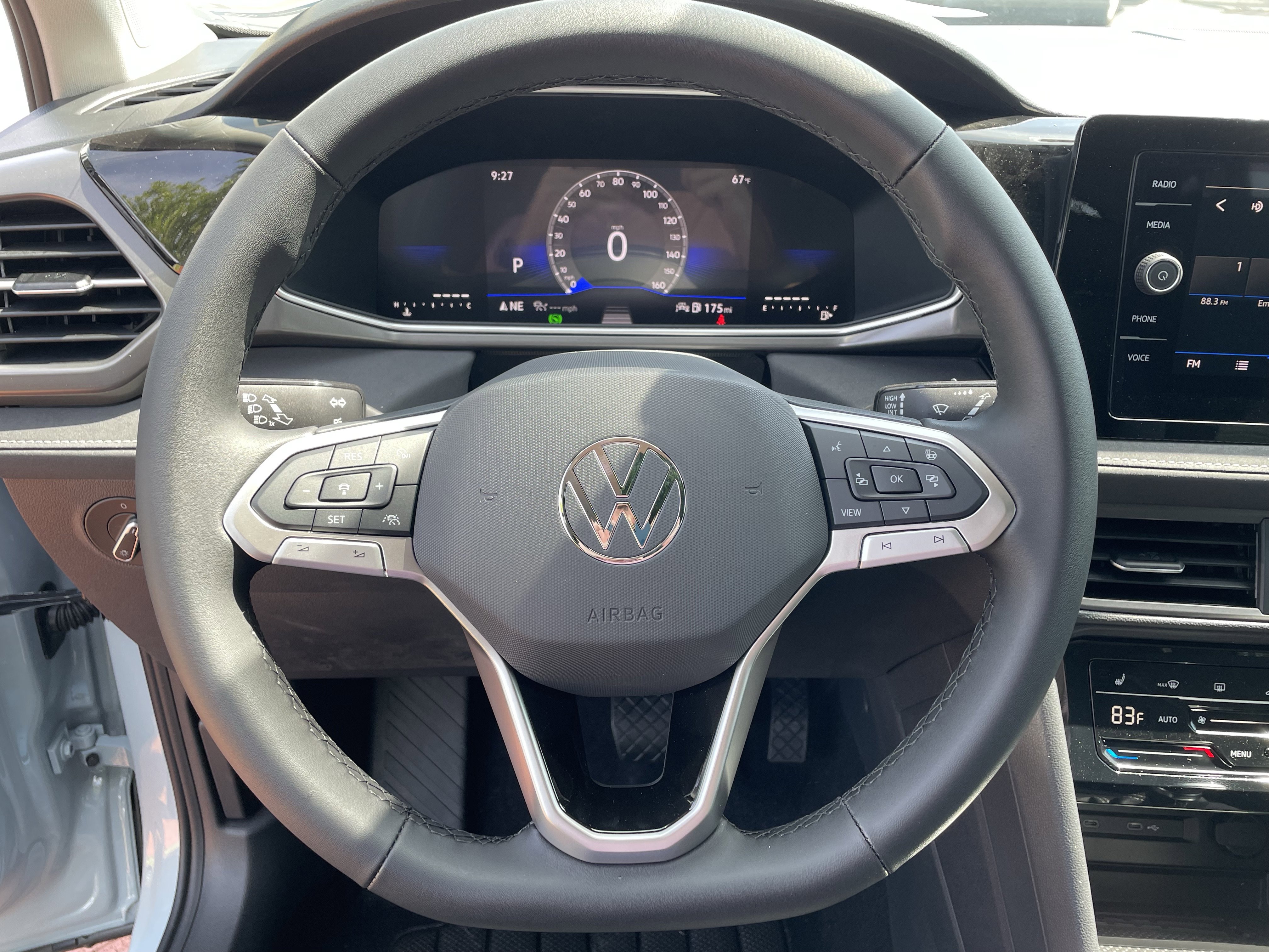 New 2026 Volkswagen Taos SE FWD image 16